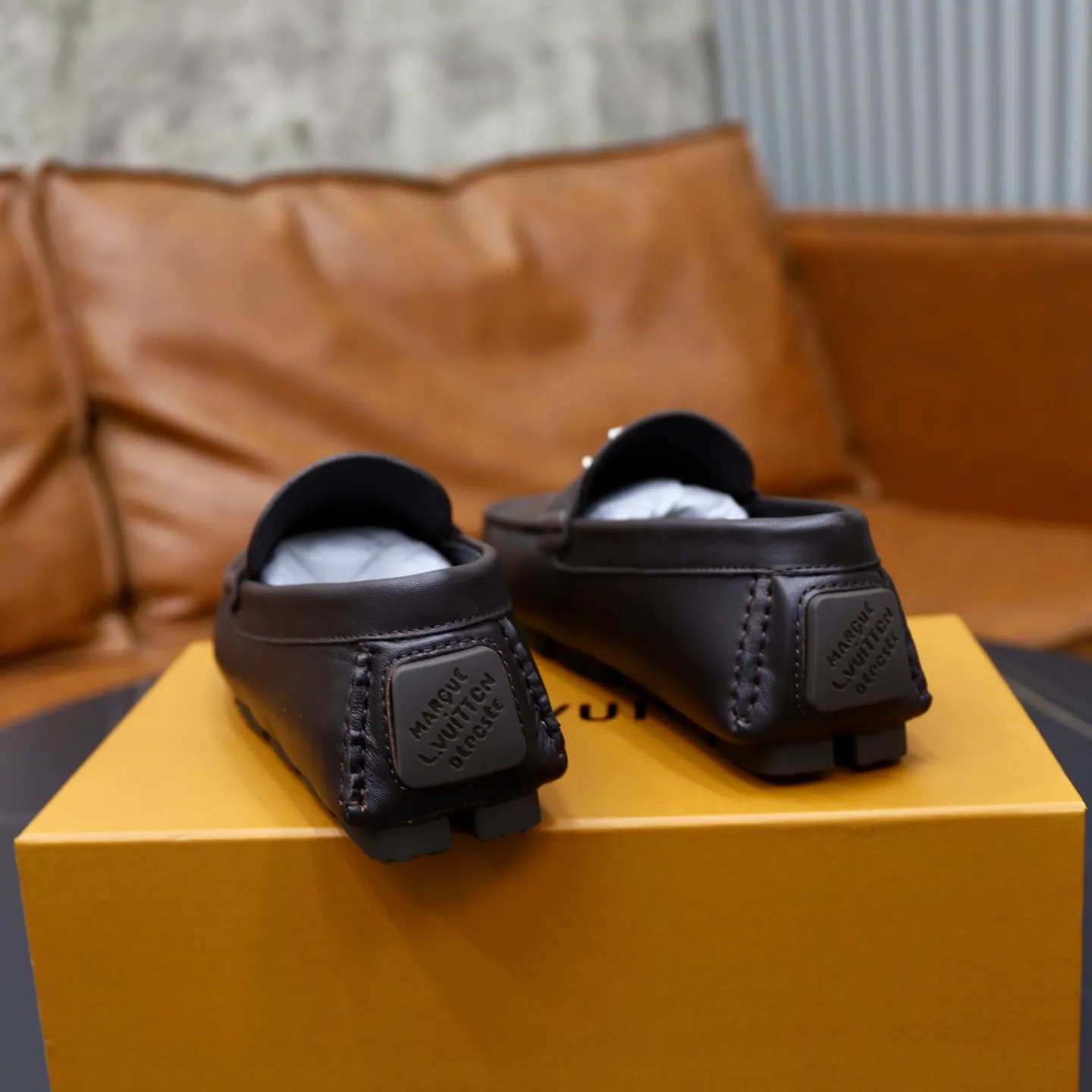 Ex-factory price: 480💰【LV】Louis Vuitton ⚠️High-end men’s driving and pedal series ⚠️38-44 (customized for 45) ⚠️All original cowhide leather! Thick and soft! Made entirely of calfskin lining! Rubber sheet anti-slip beanie sole! Three-dimensional package technology! Fashionable and classic! Handicrafts! Original high quality! Feel free to compare!